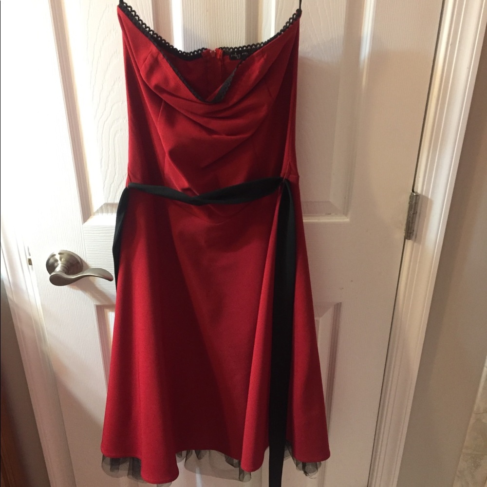 Strapless dress